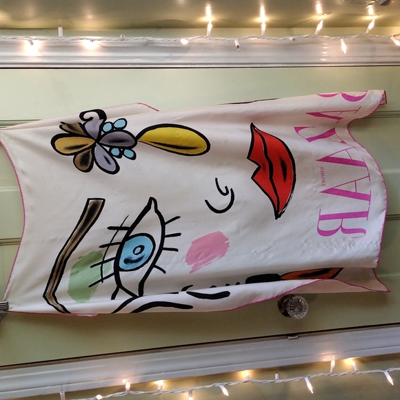 Vintage Harper's Bazaar silk scarf 🧣 - Picture 7 of 7